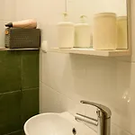 Perfekt Geschnittene 3-raum-wohnung Fuer Familien דירה Peraía