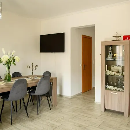 Perfekt Geschnittene 3-raum-wohnung Fuer Familien Lejlighed