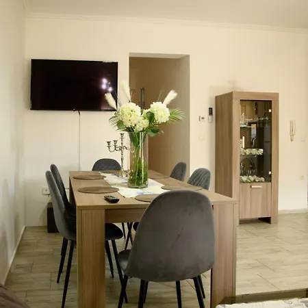 Perfekt Geschnittene 3-raum-wohnung Fuer Familien Lejlighed